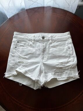 American Eagle High-Rise Shortie White Distressed Shorts, Size 6
